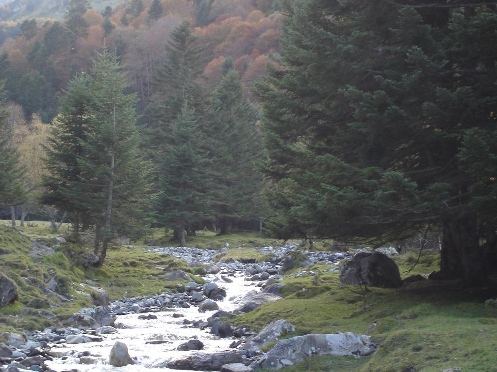 Gite Auberge Les Cascades Ла-Монжі Екстер'єр фото