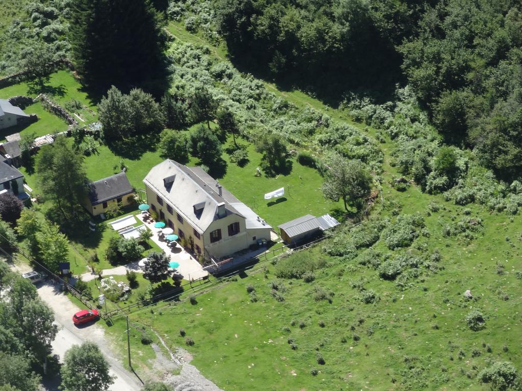 Gite Auberge Les Cascades Ла-Монжі Екстер'єр фото